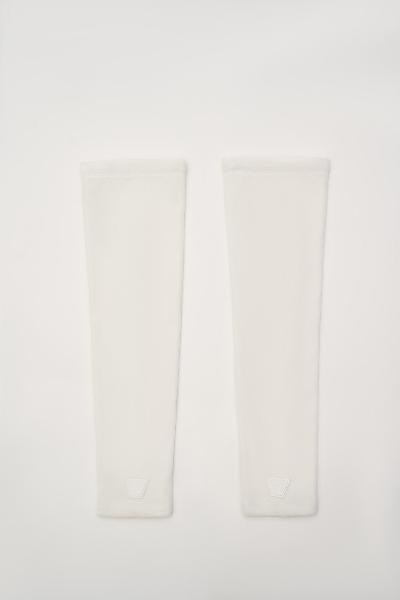 VELVET COMPRESSION ARM SLEEVES