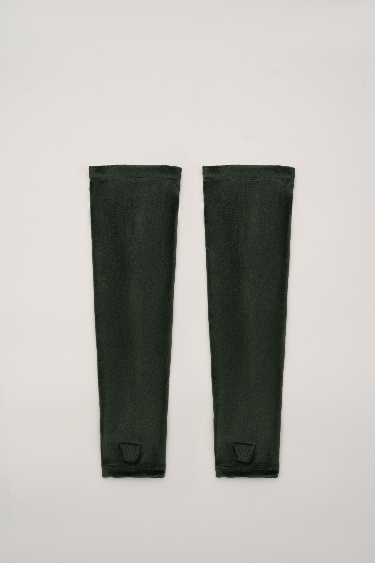 VELVET COMPRESSION ARM SLEEVES